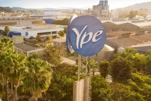 Imagem de fábrica da Ypê, empresa de produtos de limpeza e higiene - Metrópoles